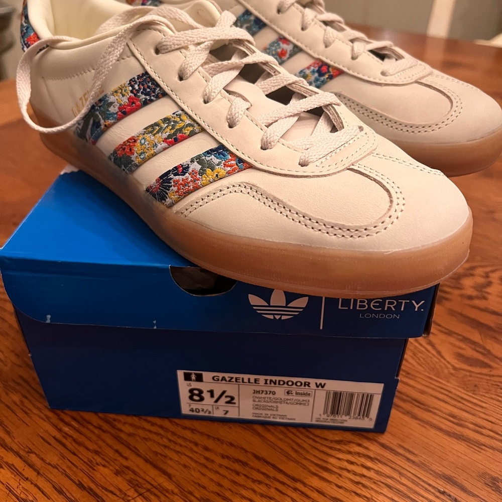 Adidas Gazelle Liberty of London women’s 8.5, EUC worn 3 times. Sold out!